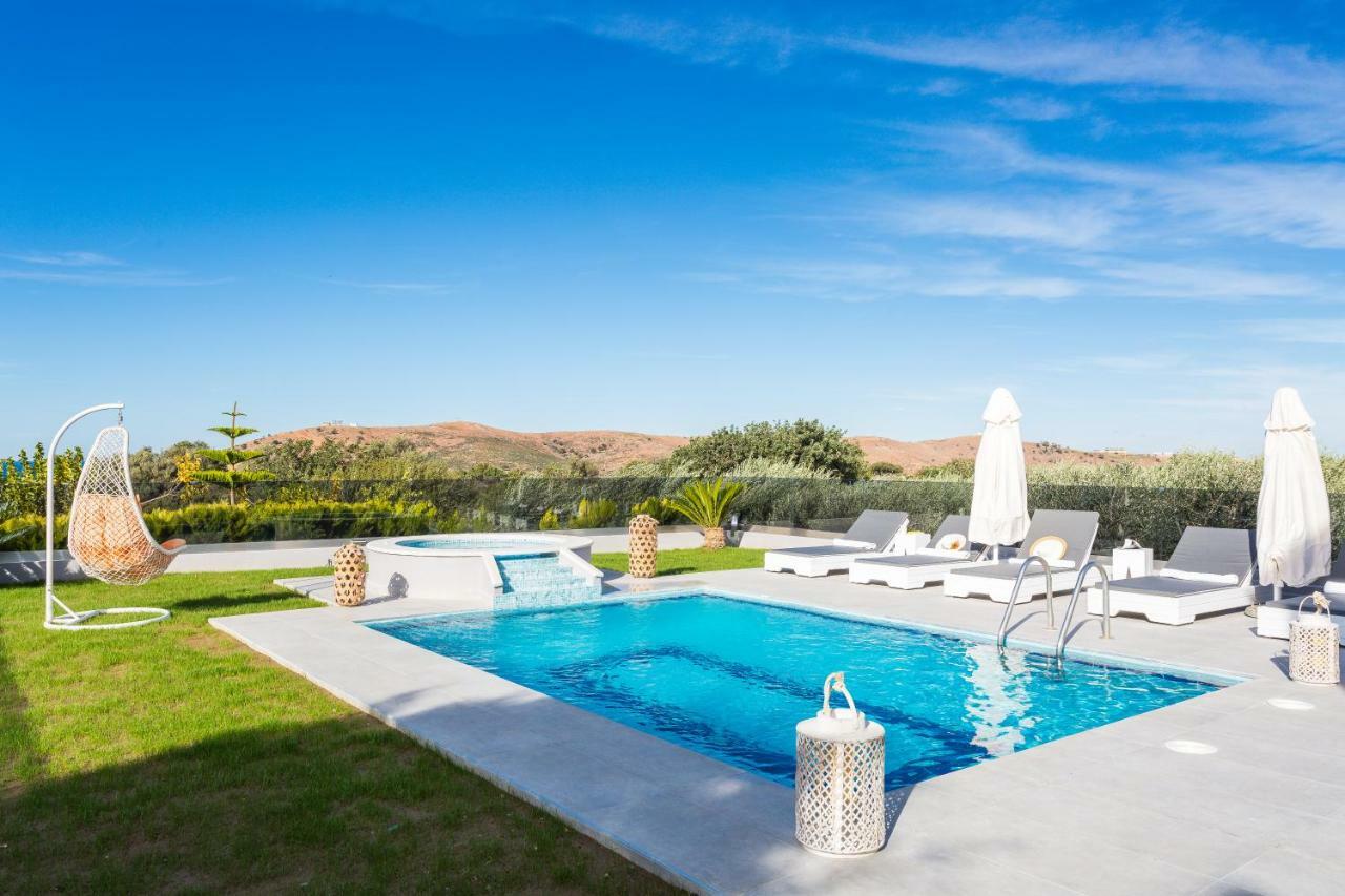 Evangelos Villas, Lavish Touch, By Thinkvilla Angeliana  Exterior photo